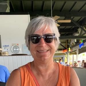 Meet your Posher, Denise